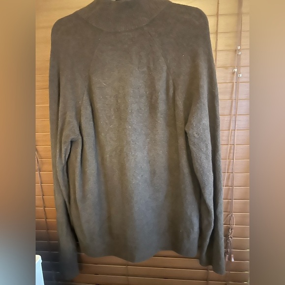 Banana Republic brown sweater - Picture 2 of 6